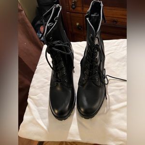 Brand new never worn heal boots